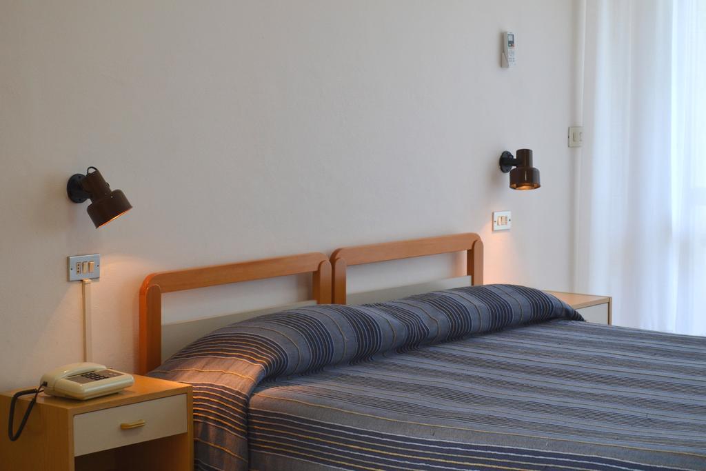 Hotel Quattropalme 토르토레토 외부 사진